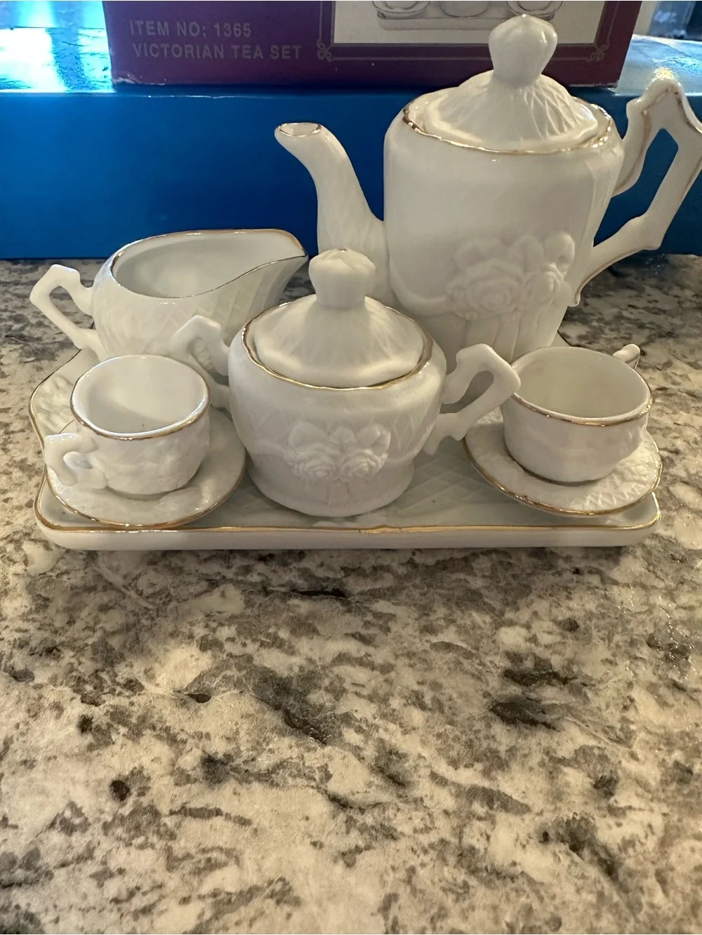 C1 Mini Victorian White Porcelain Tea Set with Gold Trim
